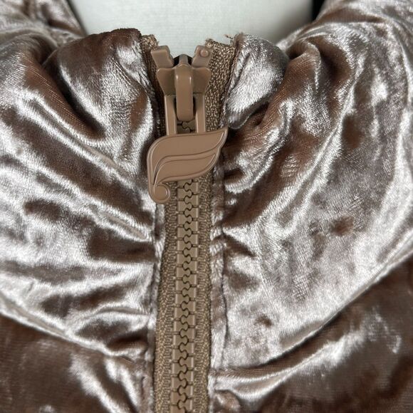 Fabletics Women’s Wander Crushed Velour Puffer Bomber Jacket Small Teddy Cropped - Picture 3 of 16